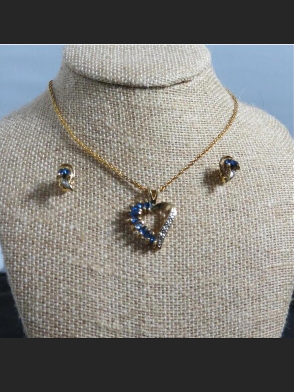 Source Unknown Gold Heart Necklace and Stud Earrings with Blue Stones
